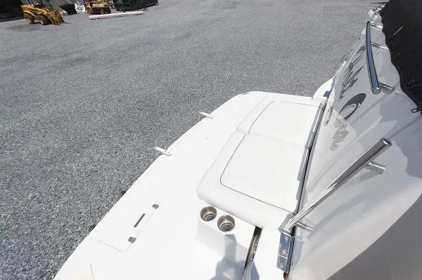 Slide: The Image of Rinker 370 Express Cruiser 2007 - 11