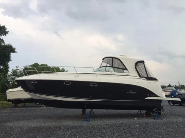 Slide: The Image of Rinker 370 Express Cruiser 2007 - 3