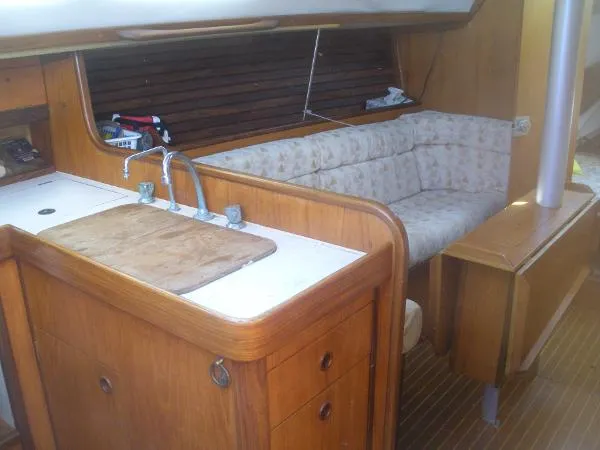 Slide: The Image of Beneteau First 325 1987 - 7