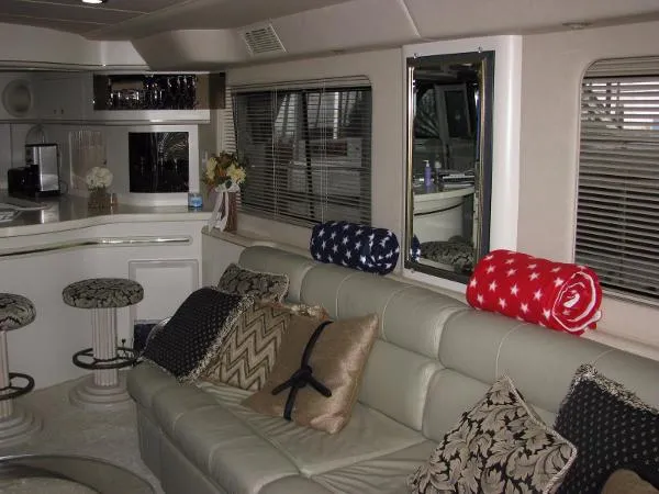 Slide: The Image of Sea Ray 650 Cockpit Motor Yacht 1995 - 4
