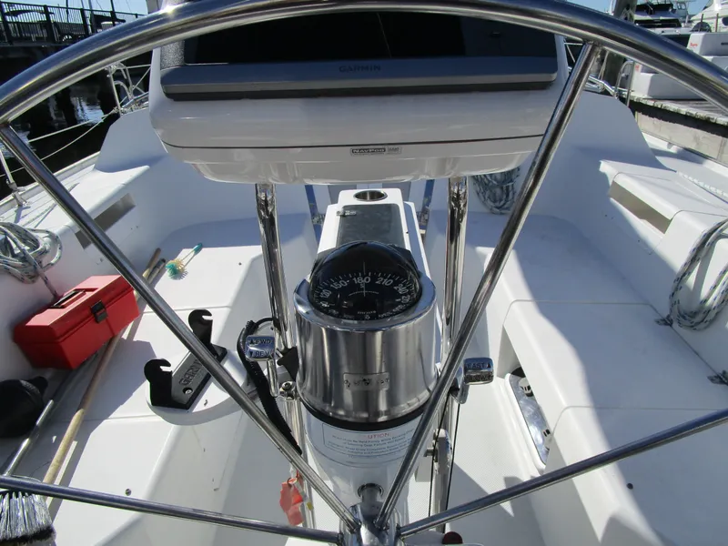 Slide: The Image of Catalina 42 MkII 2001 - 13