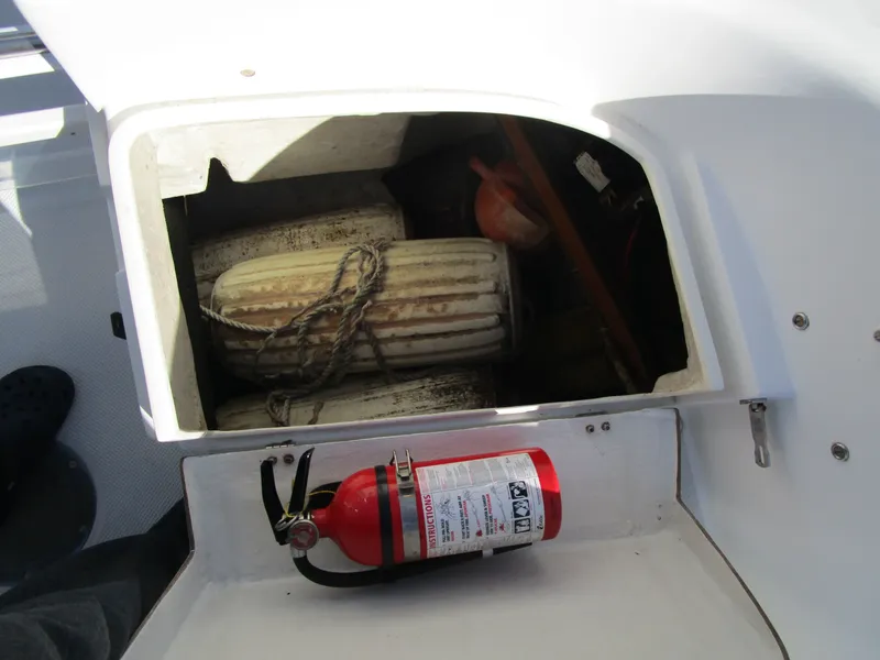 Slide: The Image of Catalina 42 MkII 2001 - 16
