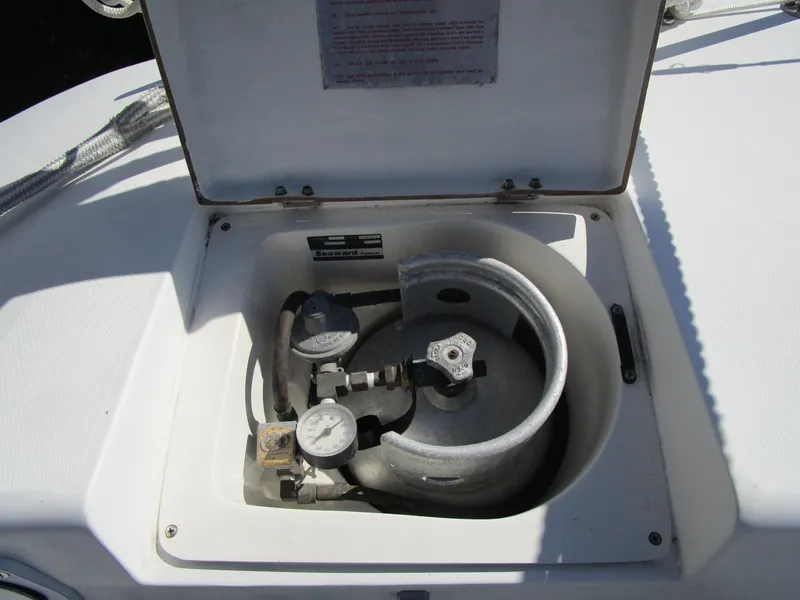 Slide: The Image of Catalina 42 MkII 2001 - 17