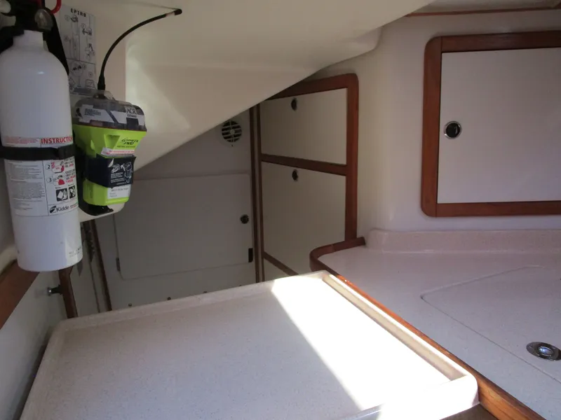 Slide: The Image of Catalina 42 MkII 2001 - 31