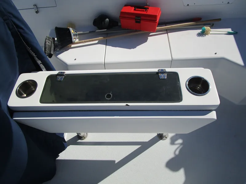 Slide: The Image of Catalina 42 MkII 2001 - 7