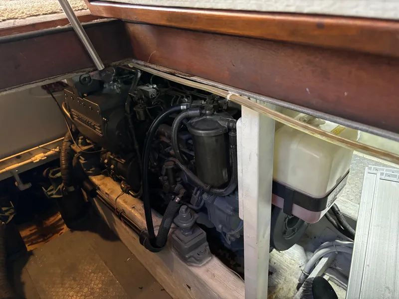 Slide: The Image of Sabre 36 Sedan 2004 - 64