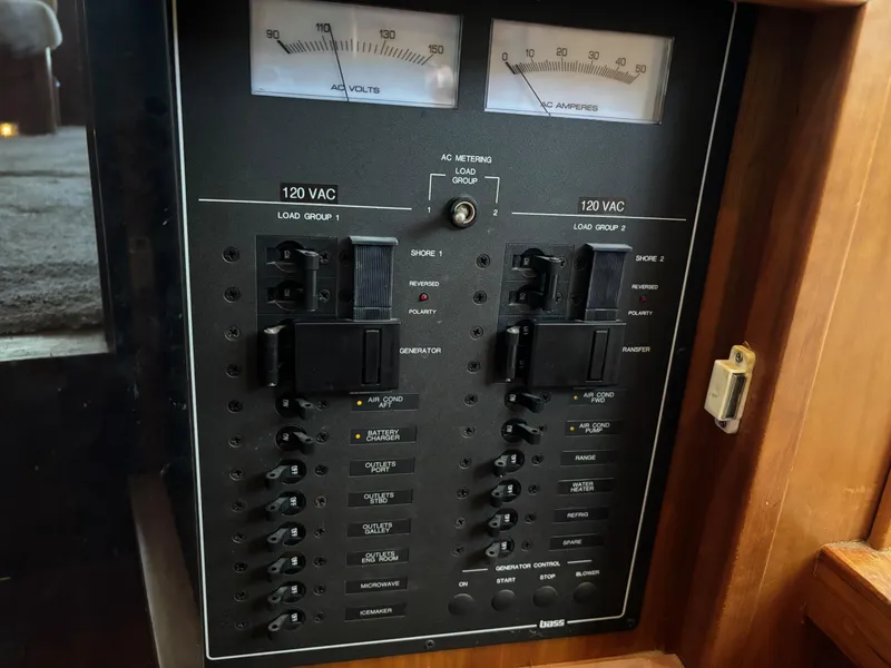 Slide: The Image of Sabreline 36 Sedan 2004 - 56