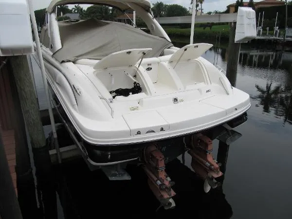 Slide: The Image of Sea Ray 290 Bowrider 2003 - 2