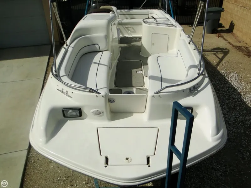 Slide: The Image of Sea Ray 240 Sundeck 1998 - 11
