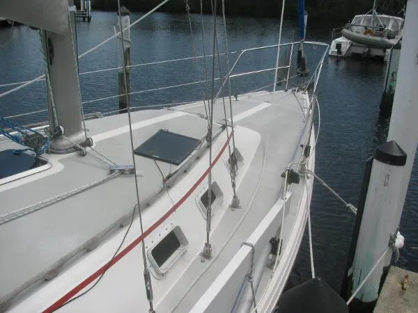 Slide: The Image of Catalina Tall Rig 1988 - 10
