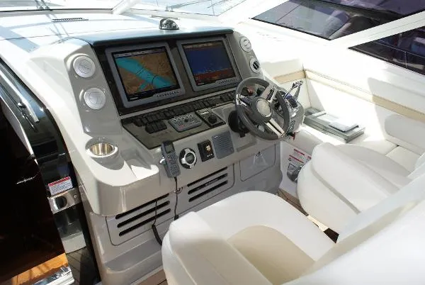 Slide: The Image of Sea Ray 540 Sundancer 2011 - 7