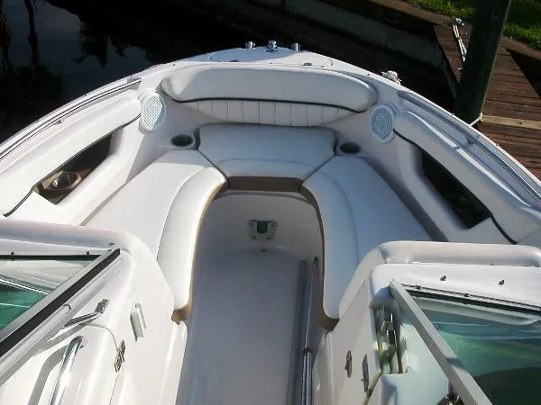 Slide: The Image of Four Winns 240 Horizon 2007 - 4