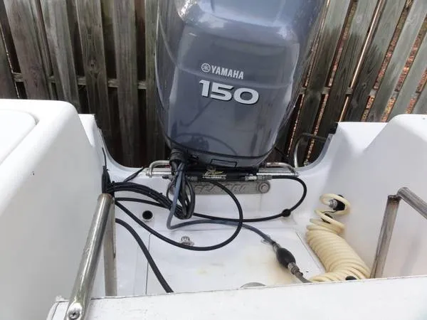 Slide: The Image of Sea Pro 206 CC 2004 - 10
