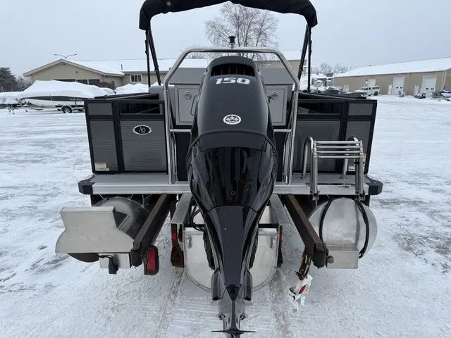 Slide: The Image of Angler Quest 8524 Family Fish LE 2026 - 12