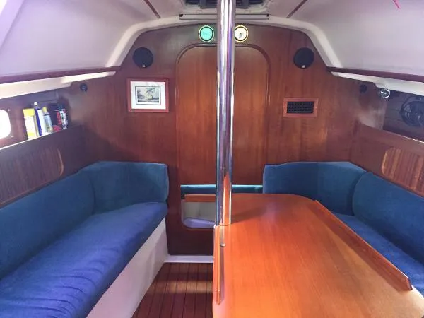 Slide: The Image of Beneteau 321 1996 - 11