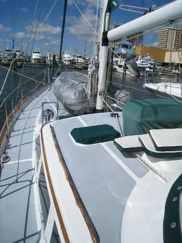Slide: The Image of Gulfstar Sailmaster 50 1984 - 6