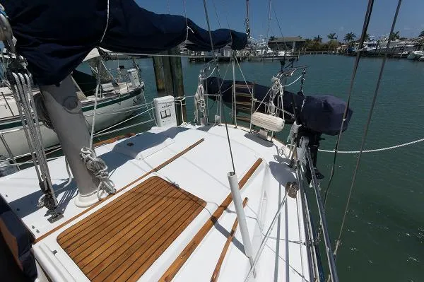 Slide: The Image of Morgan 415 Out Island Ketch 1980 - 6
