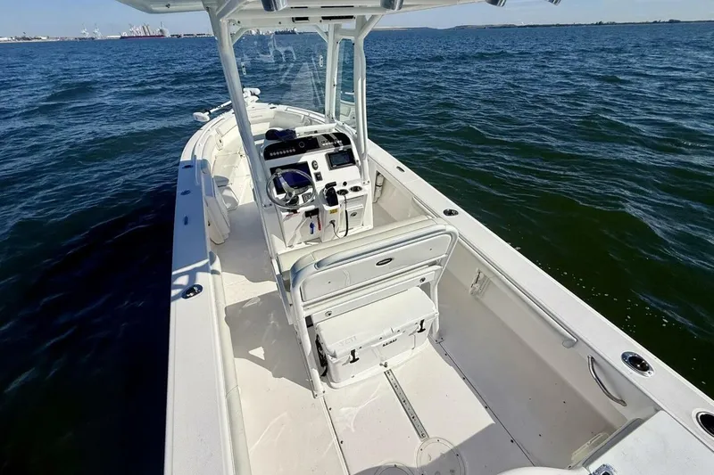 Slide: The Image of 2020 Everglades 243 CC - Stern - 22