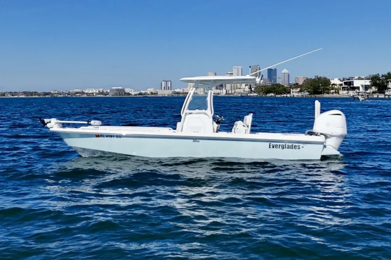 Slide: The Image of 2020 Everglades 243 CC - Profile - 53