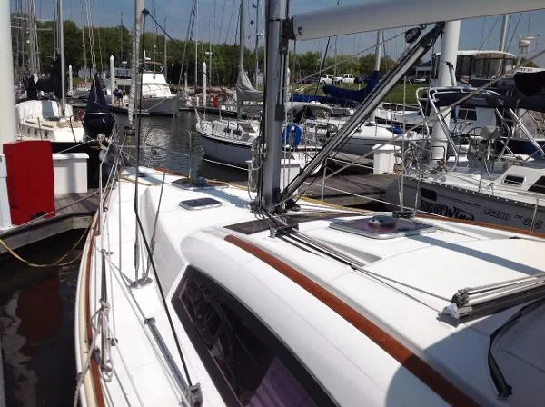Slide: The Image of Beneteau 40 2011 - 7