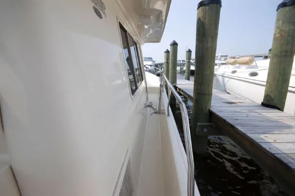 Slide: The Image of Mainship 40 Trawler 2008 - 10