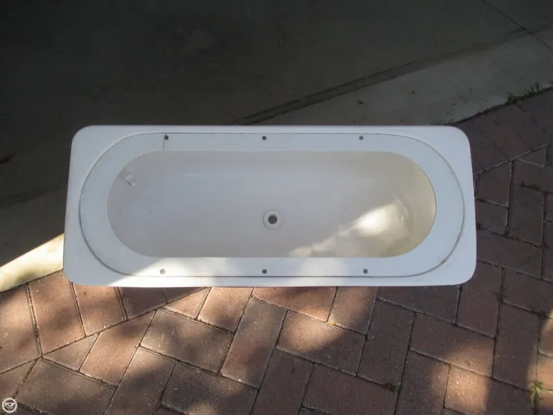 Slide: The Image of Boston Whaler Dauntless 180 2003 - 11