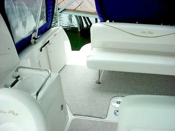Slide: The Image of Sea Ray 260 Sundancer 2003 - 7