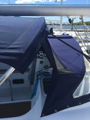 Slide: The Image of Beneteau 473 2005 - 10