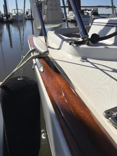 Slide: The Image of Beneteau 473 2005 - 6