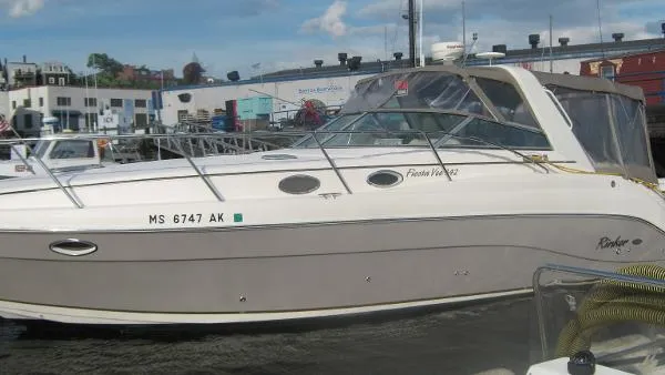 Slide: The Image of Rinker 342 Fiesta Vee 2005 - 1