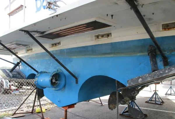 Slide: The Image of Sea Ray 380 Aft Cabin Motor Yacht 1990 - 10