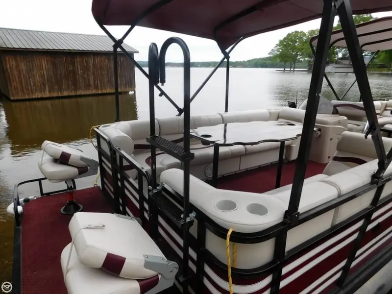 Slide: The Image of Procraft Funchaser 28 LX-OB 1990 - 10