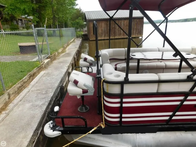 Slide: The Image of Procraft Funchaser 28 LX-OB 1990 - 9