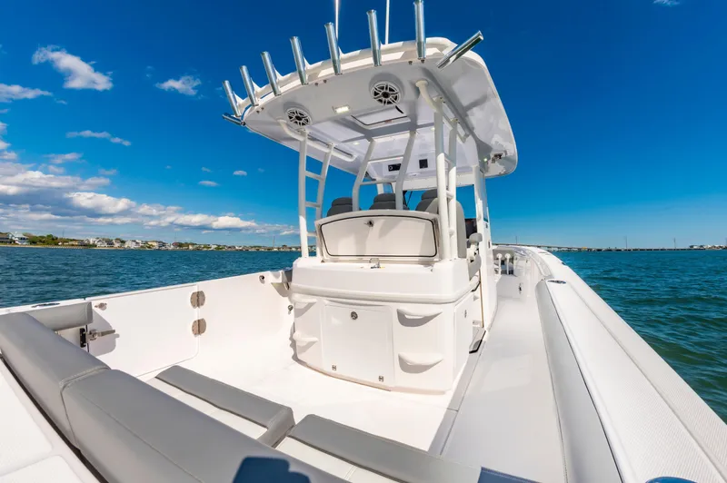 Slide: The Image of Everglades 335 Center Console 2023 - 27