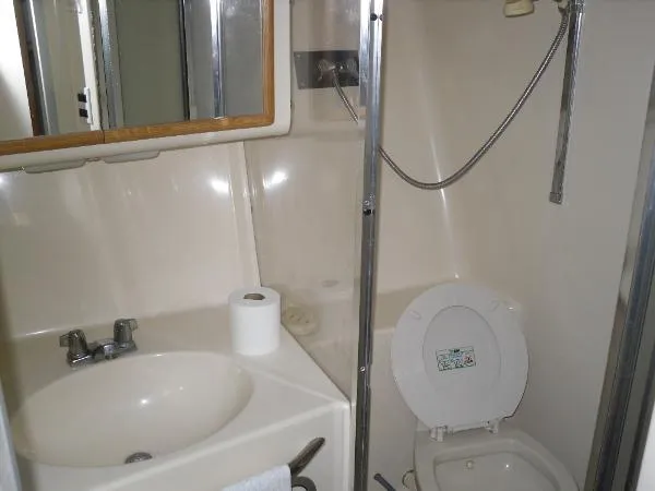 Slide: The Image of Sea Ray 370 Sundancer 1992 - 8