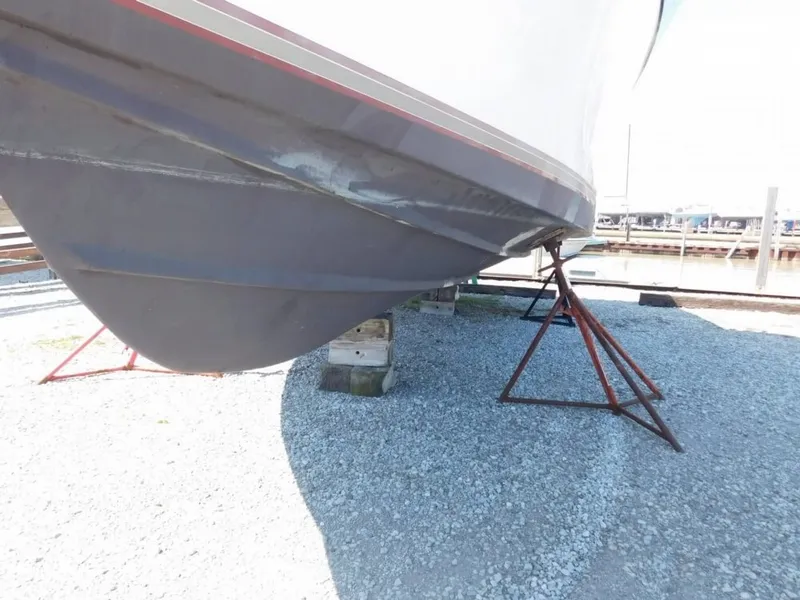 Slide: The Image of Baha Cruisers 280 Sport Fisherman 1989 - 6