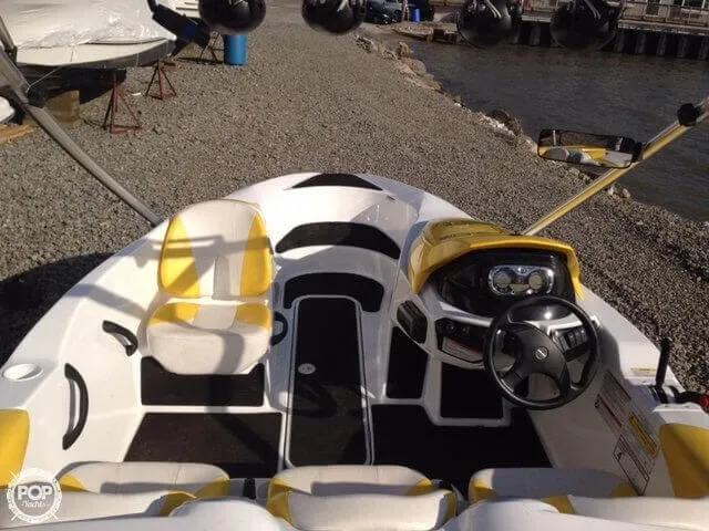 Slide: The Image of Sea-Doo 150 Speedster 2011 - 11