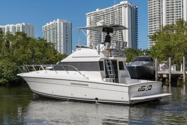 Slide: The Image of Silverton 41 Convertible 1998 - 8