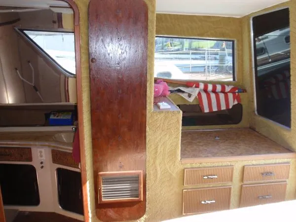 Slide: The Image of Chris Craft 380 Corinthian 1983 - 10
