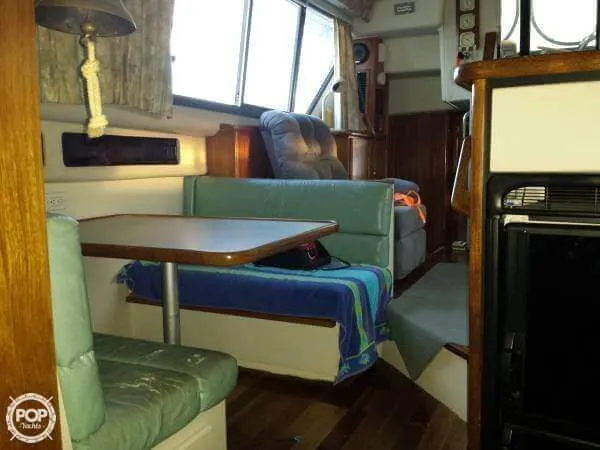 Slide: The Image of Carver Yachts 390 1994 - 3