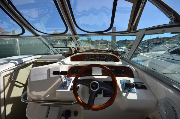 Slide: The Image of Sea Ray Sundancer 1997 - 10