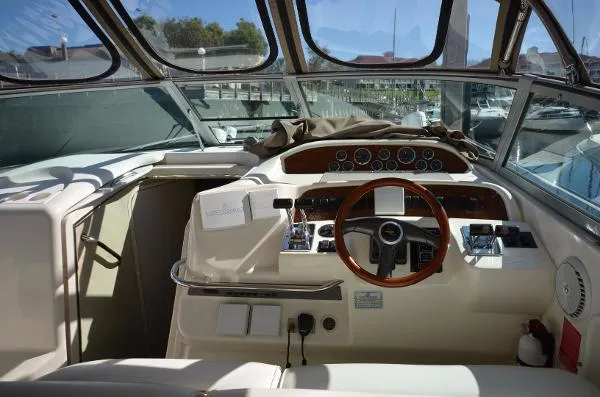 Slide: The Image of Sea Ray Sundancer 1997 - 8