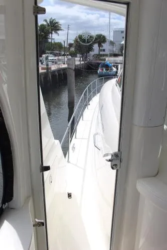 Slide: The Image of Sea Ray 480 Motor Yacht 2004 - 6
