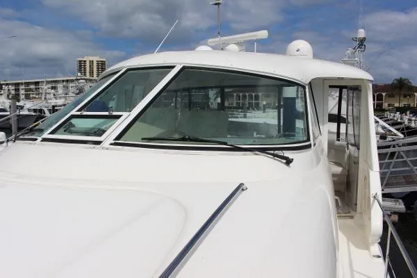 Slide: The Image of Sea Ray 480 Motor Yacht 2004 - 9