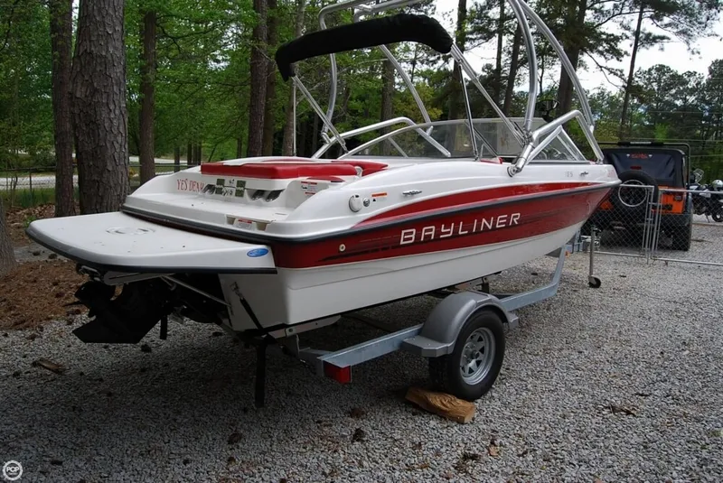 Slide: The Image of Bayliner 185 2012 - 9