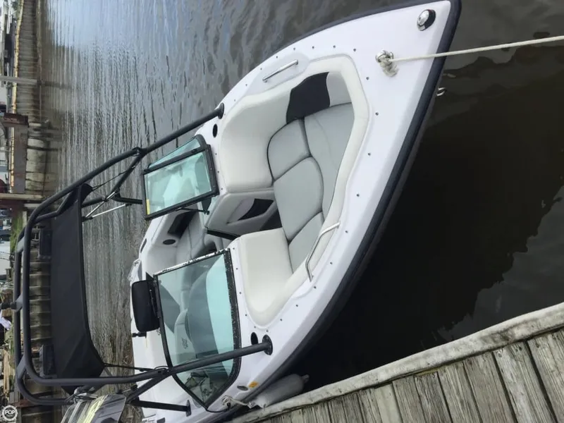 Slide: The Image of Correct Craft Super Air Nautique 210 2001 - 11