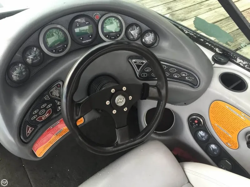 Slide: The Image of Correct Craft Super Air Nautique 210 2001 - 6