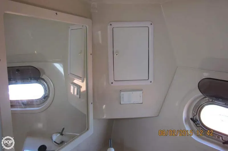 Slide: The Image of Four Winns 268 Vista Cruiser 2004 - 9
