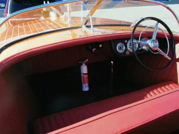 Slide: The Image of Chris-Craft 19 Capri 1957 - 8
