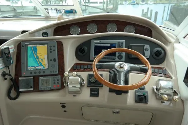 Slide: The Image of Sea Ray 390 Motor Yacht 2003 - 5